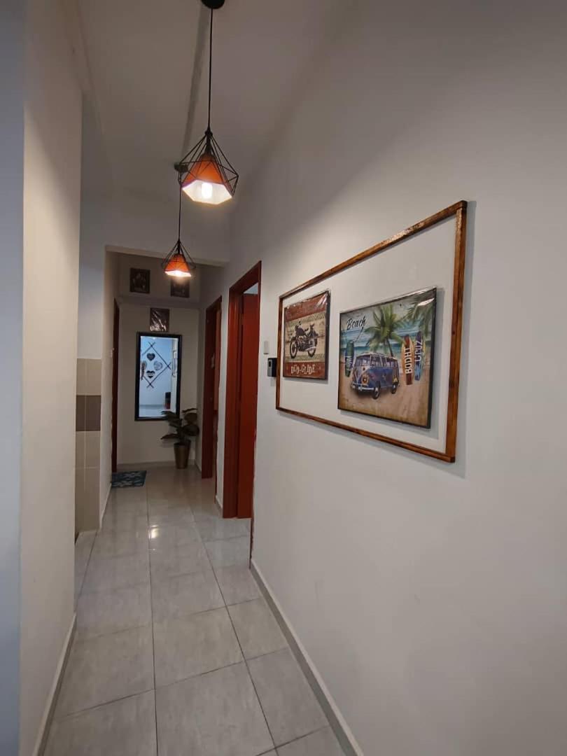 Homestay Budget Kuala Terengganu Tulipsia House Екстер'єр фото